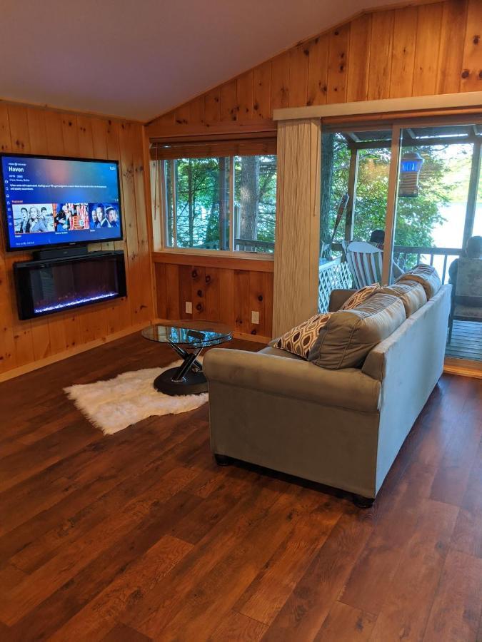 Vila Panoramic Water Views , Cozy House In Henniker ,Nh Exteriér fotografie